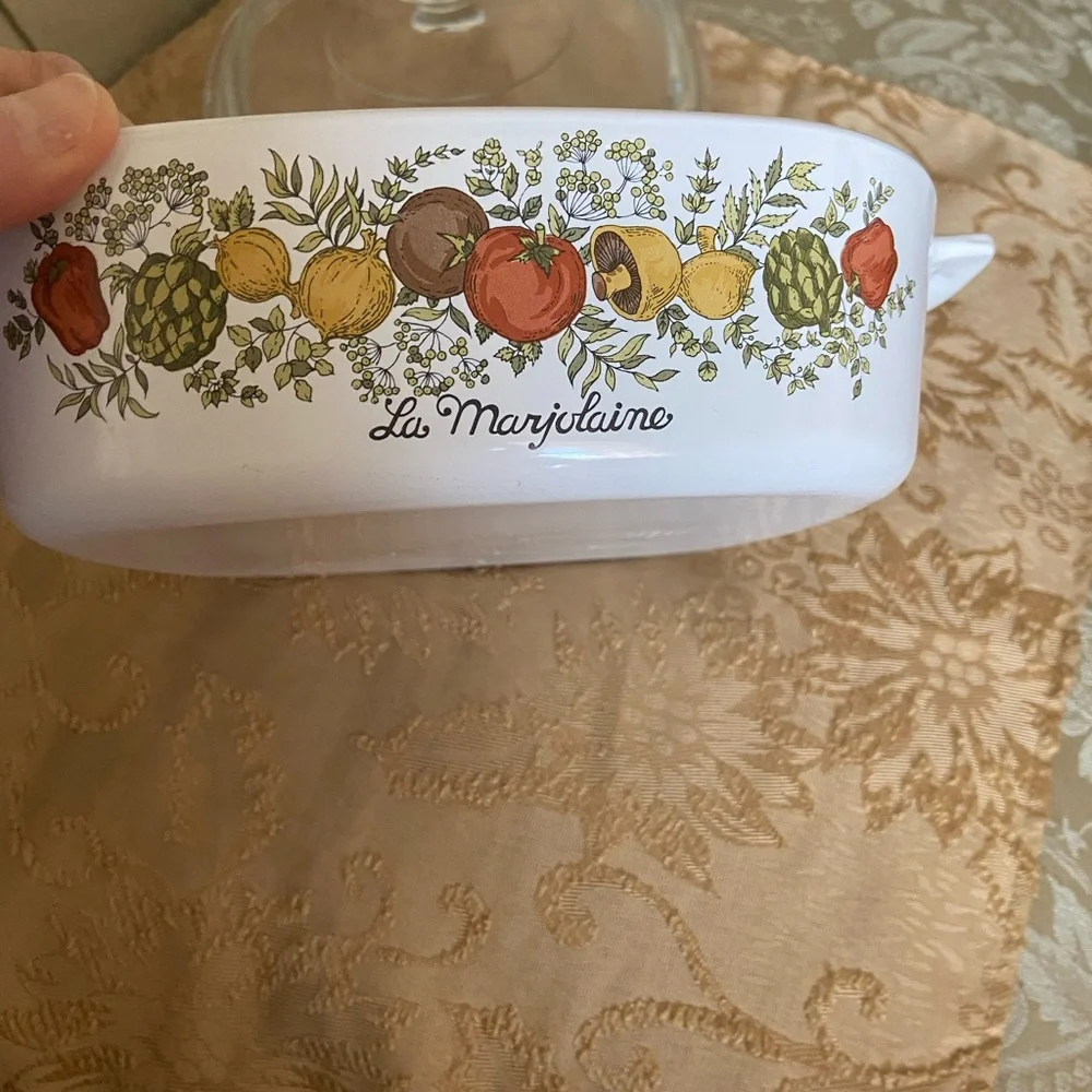2 Quart CorningWare Floral White Casserole with Glass Lid